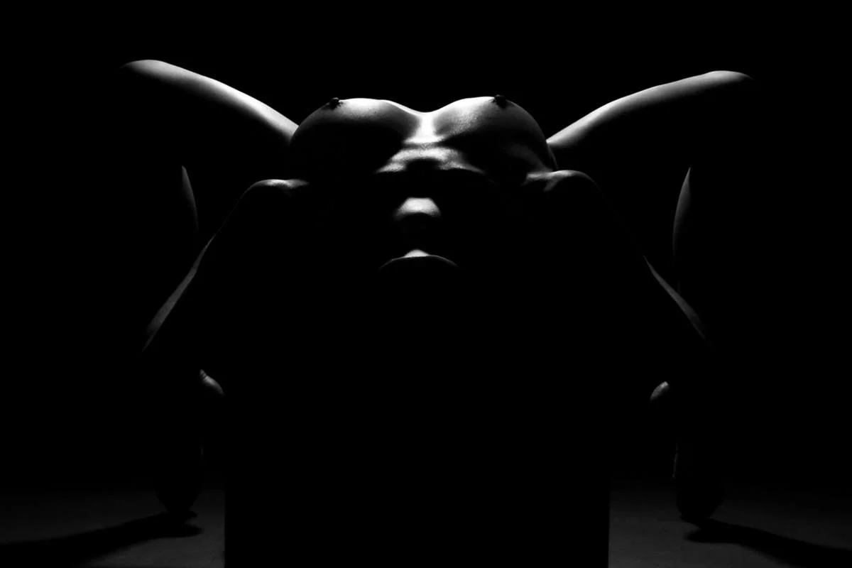 Artistieke Naaktfoto´s / Boudoirfoto´s / erotische foto´s Antwerpen Brussel Gent